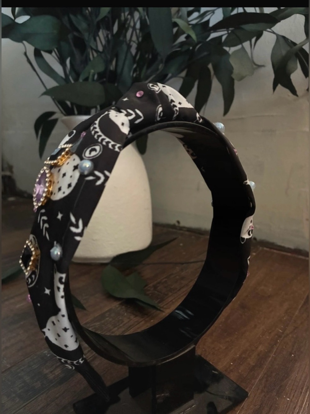 Embellished Black Patterned Padded Headband with Pearls and Gem Accents